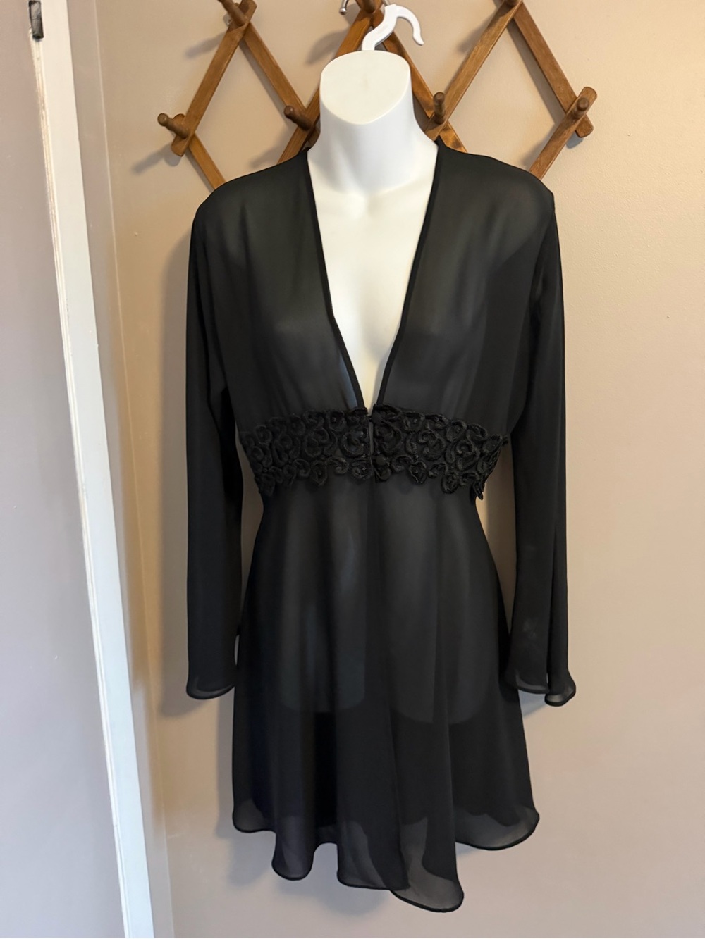 Vintage La Senza Sheer Black Lace Bell Sleeve Duster Robe S/M